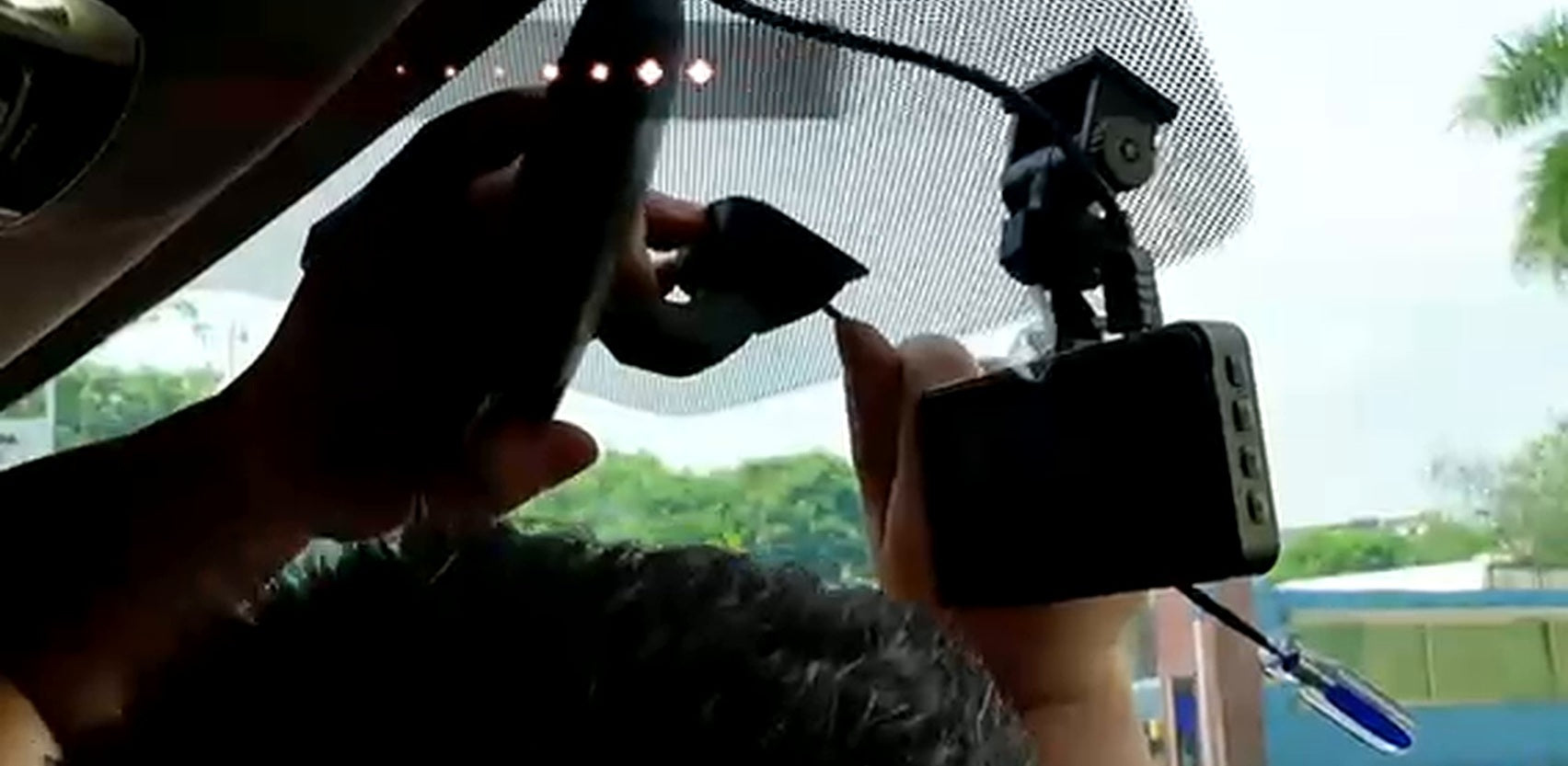 Removing the original Honda CR-V rearview mirror